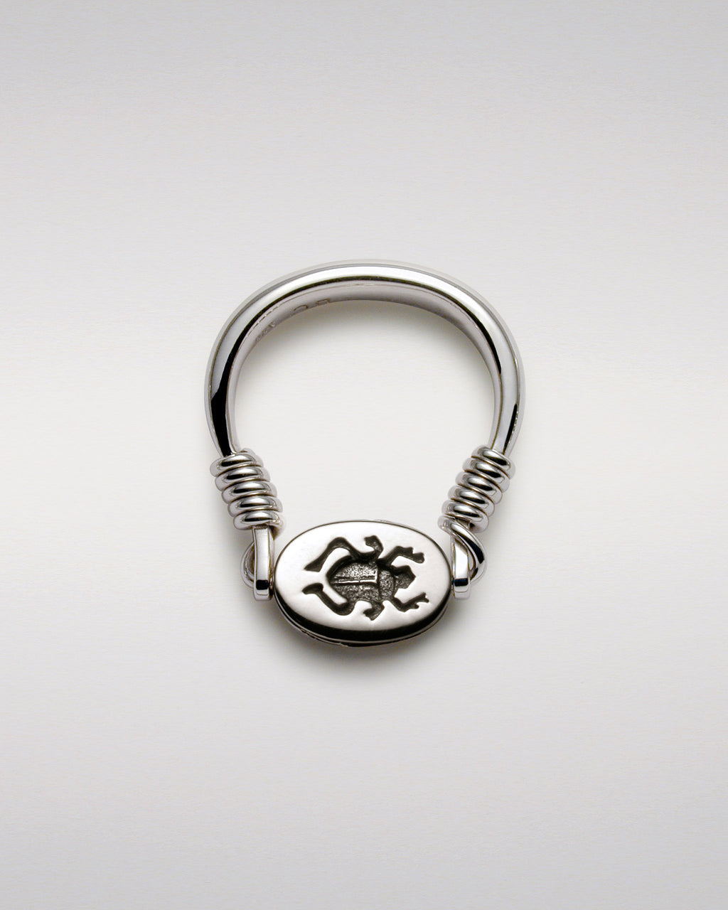 Classical Scarab Swivel Ring with Pavé-Set Diamonds